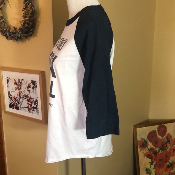 ROLLING STONES size Medium It’s Only Rock ‘N Roll Baseball 3/4 Authentic Merch - Picture 7 of 12